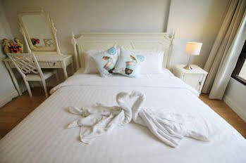 Marrakesh Serviced 4* Hua Hin